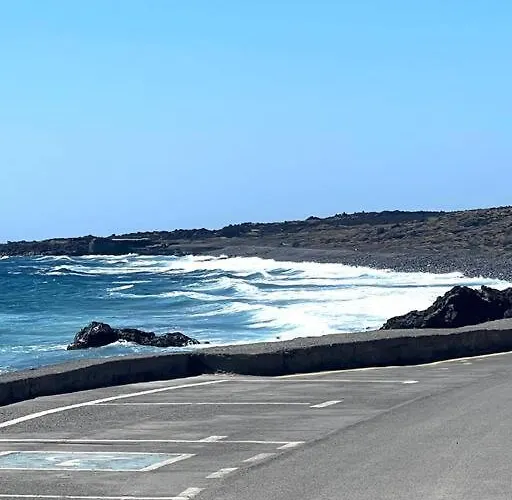 Casa A 50 Metros De La Playa. Supreme Pedro El Socorro